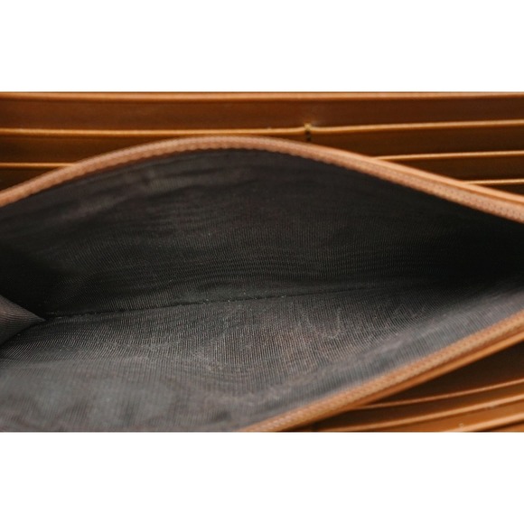 Gucci GG Supreme Chain Wallet Khaki - Picture 7 of 9